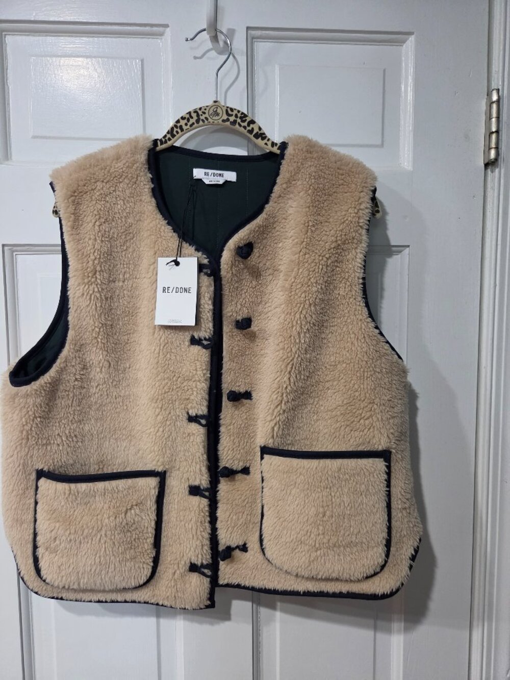 NWT RE/DONE Natural Cream Knot Front Teddy Sherpa Fleece Vest Size M